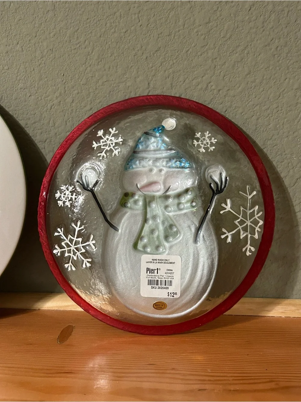 Pier One Jolly Holiday snowman Decorative Plate Set